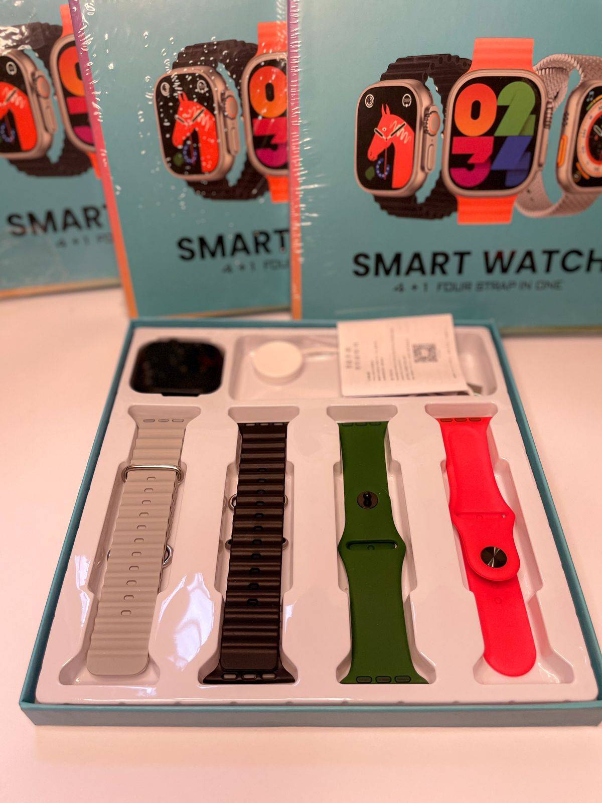 Crown 4+1 SmartWatch - Image 4